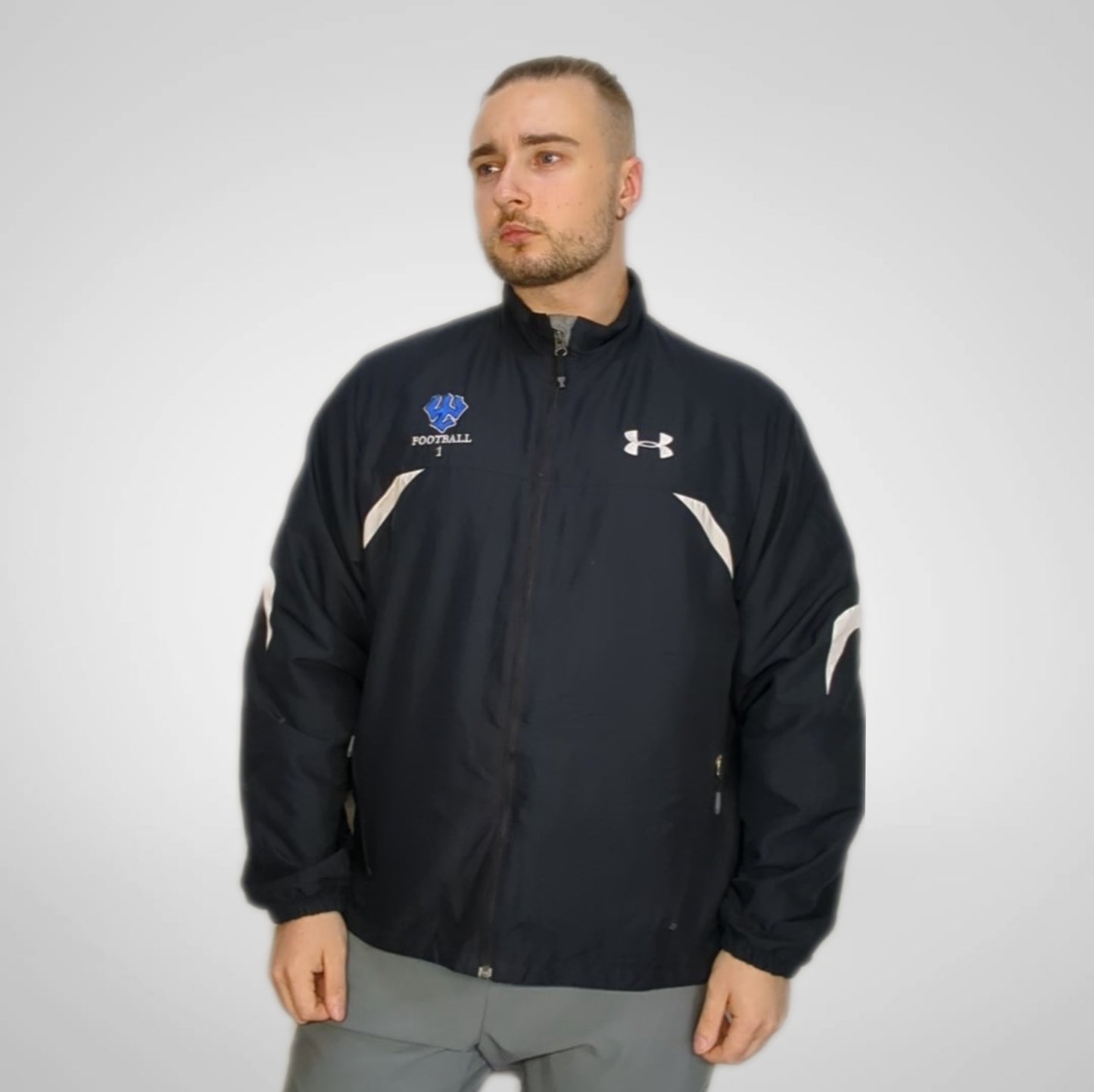 Under Armour Vintage Football Windbreaker Jacket Men Size Large