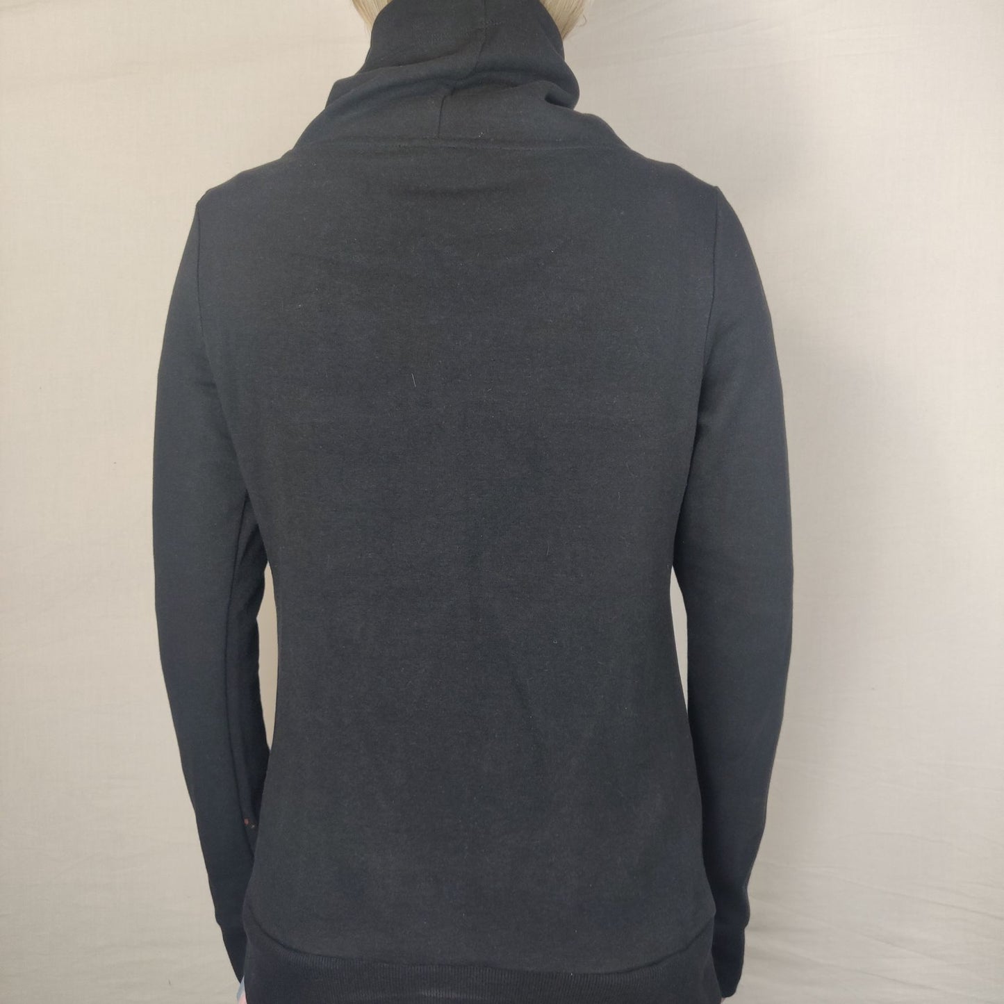 Millie & Gym Black Pullover Hoodie Women Size Small