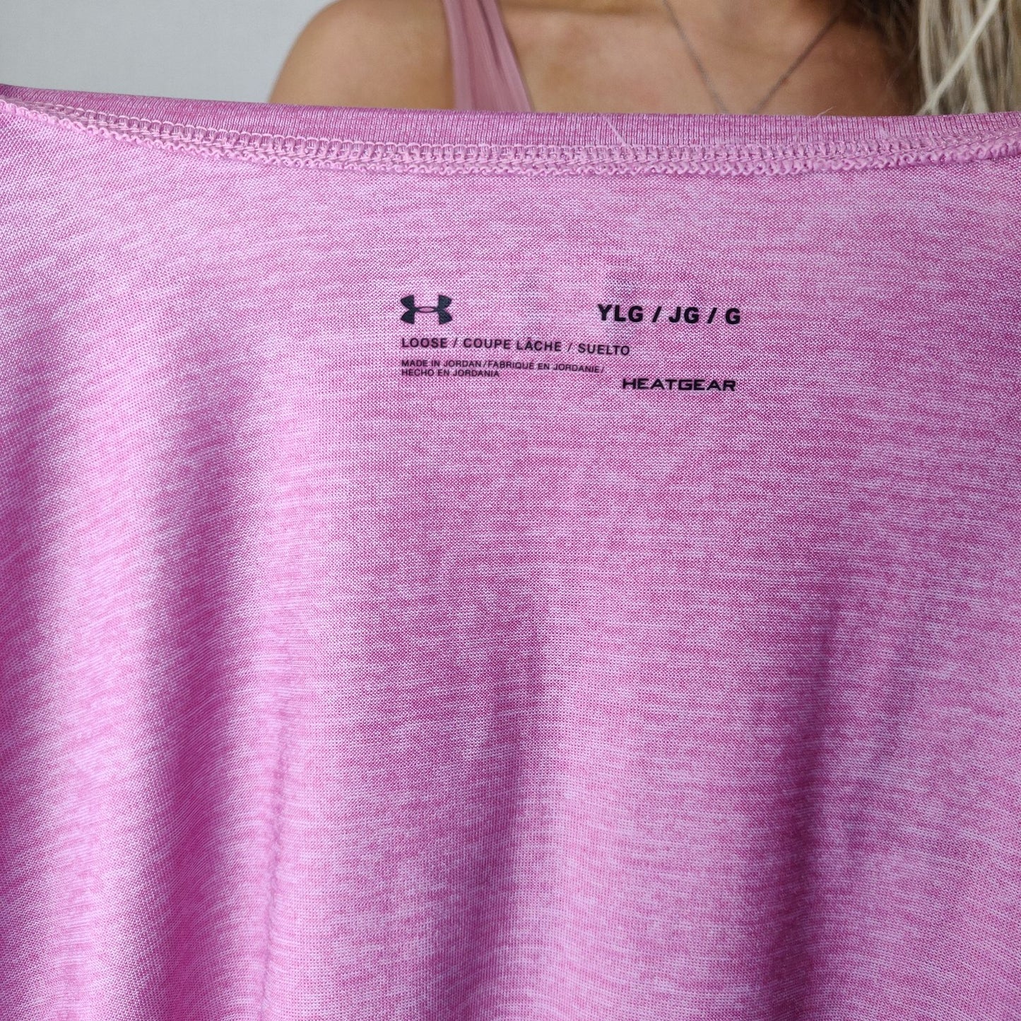 Under Armour Heatgear Pink Big Logo Tshirt Loose Fit Girls Size Large