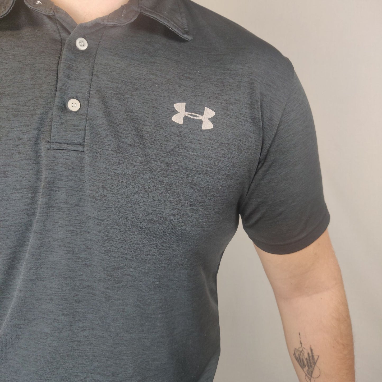 Under Armour Heatgear Black Loose Polo T-shirt Men Size Large