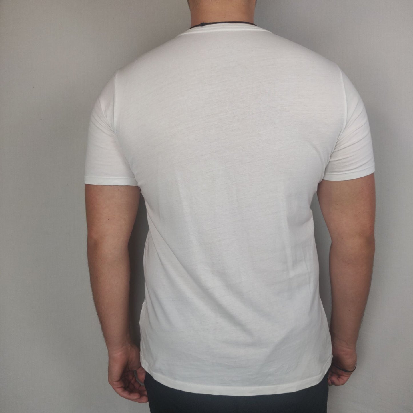 Nike White Sportswear T-shirt The Nike Tee Men Size Medium