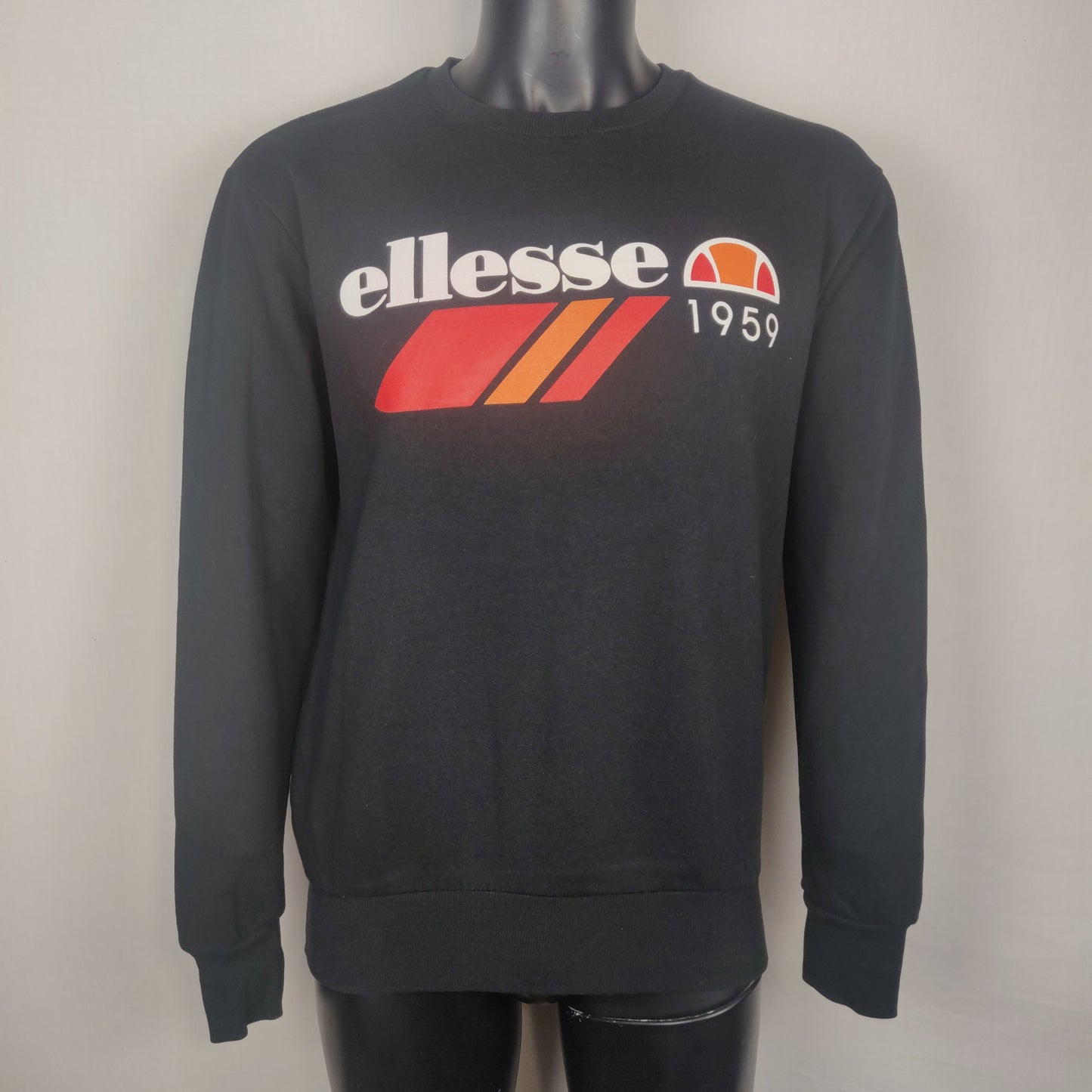 Ellesse Black Sweatshirt Men Size Medium