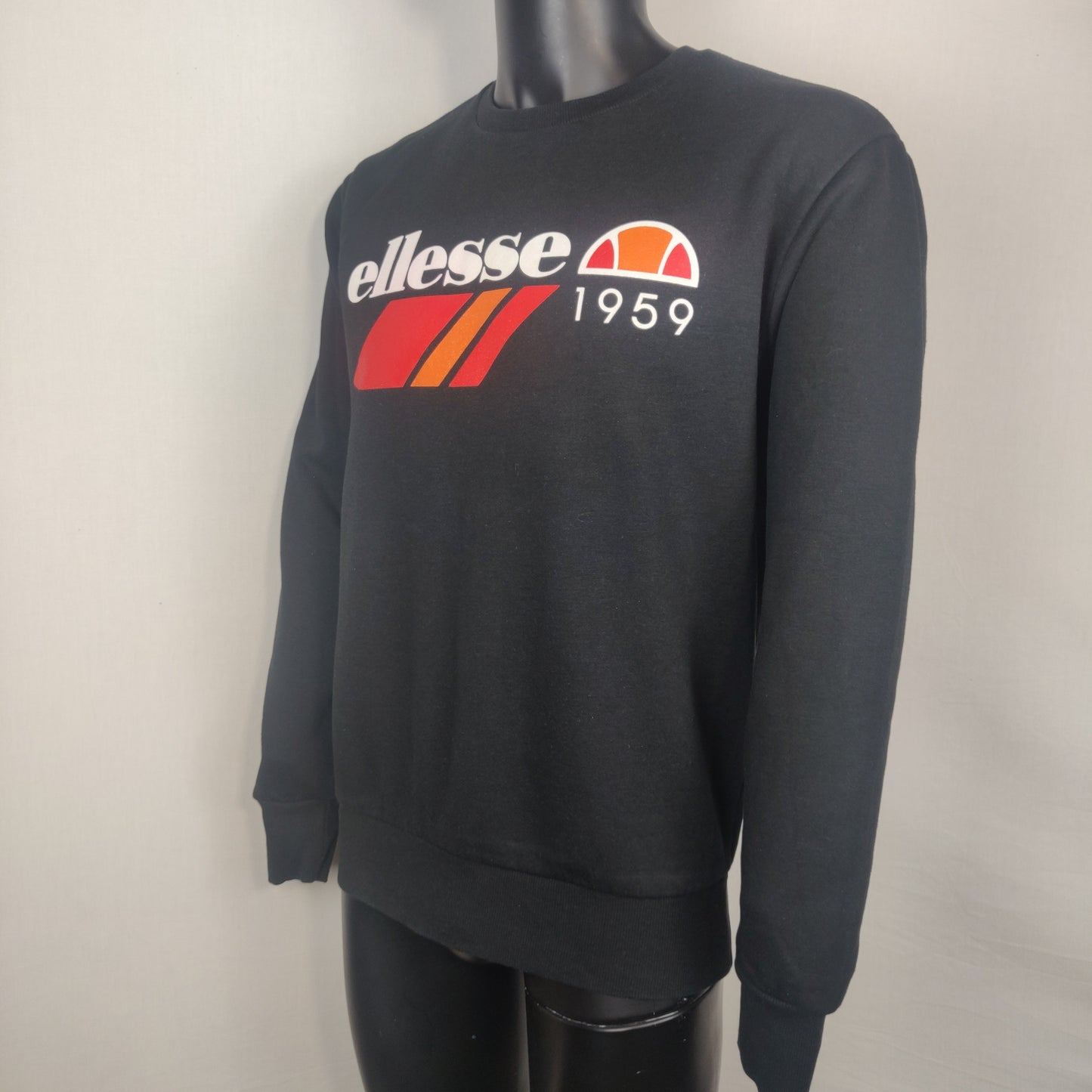 Ellesse Black Sweatshirt Men Size Medium
