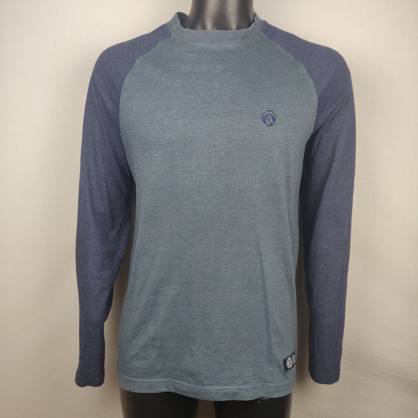 Tog Twenty-Four Blue Long Sleeve T-Shirt Men Size Medium