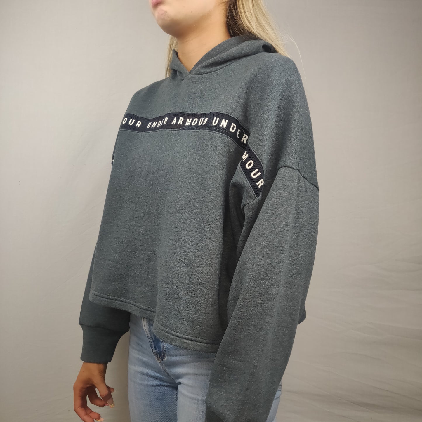 Under Armour Grey Loose Cropped Hoodie Women Size XS