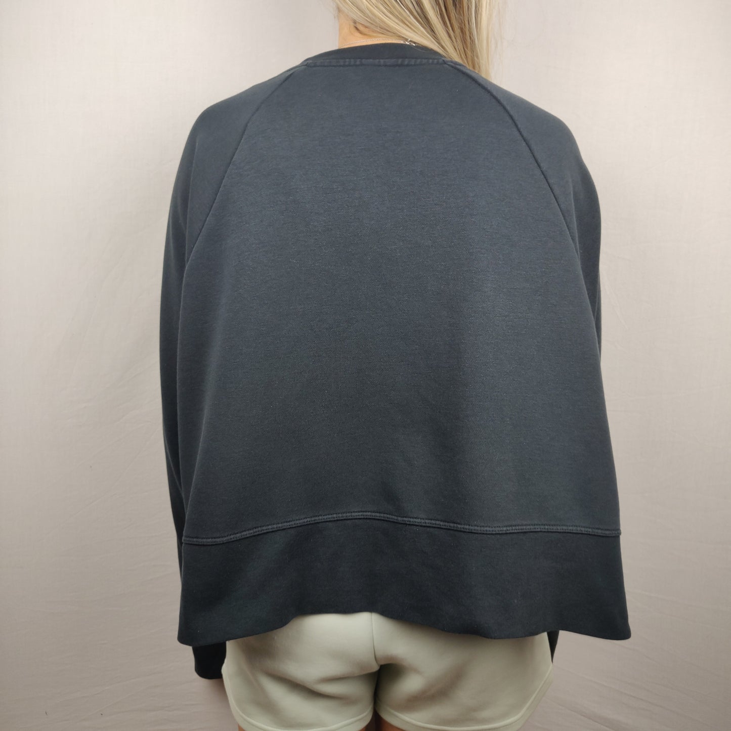 Nike Dri Fit Black Long Sleeve Cropped Sweatshirt Top Women Size Large