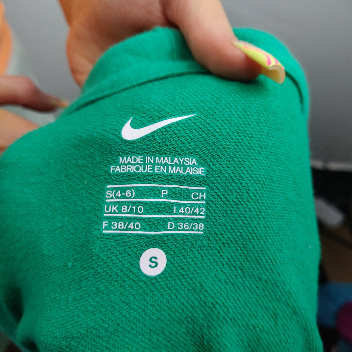 Nike Green/White Hoodie Women Size Small UK 8-10