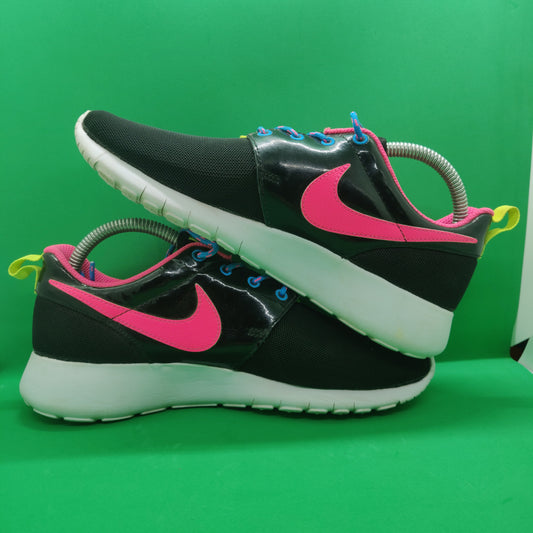 Nike Roshe GS Black/Pink Trainers - 599729-011 - Women Size UK 5.5