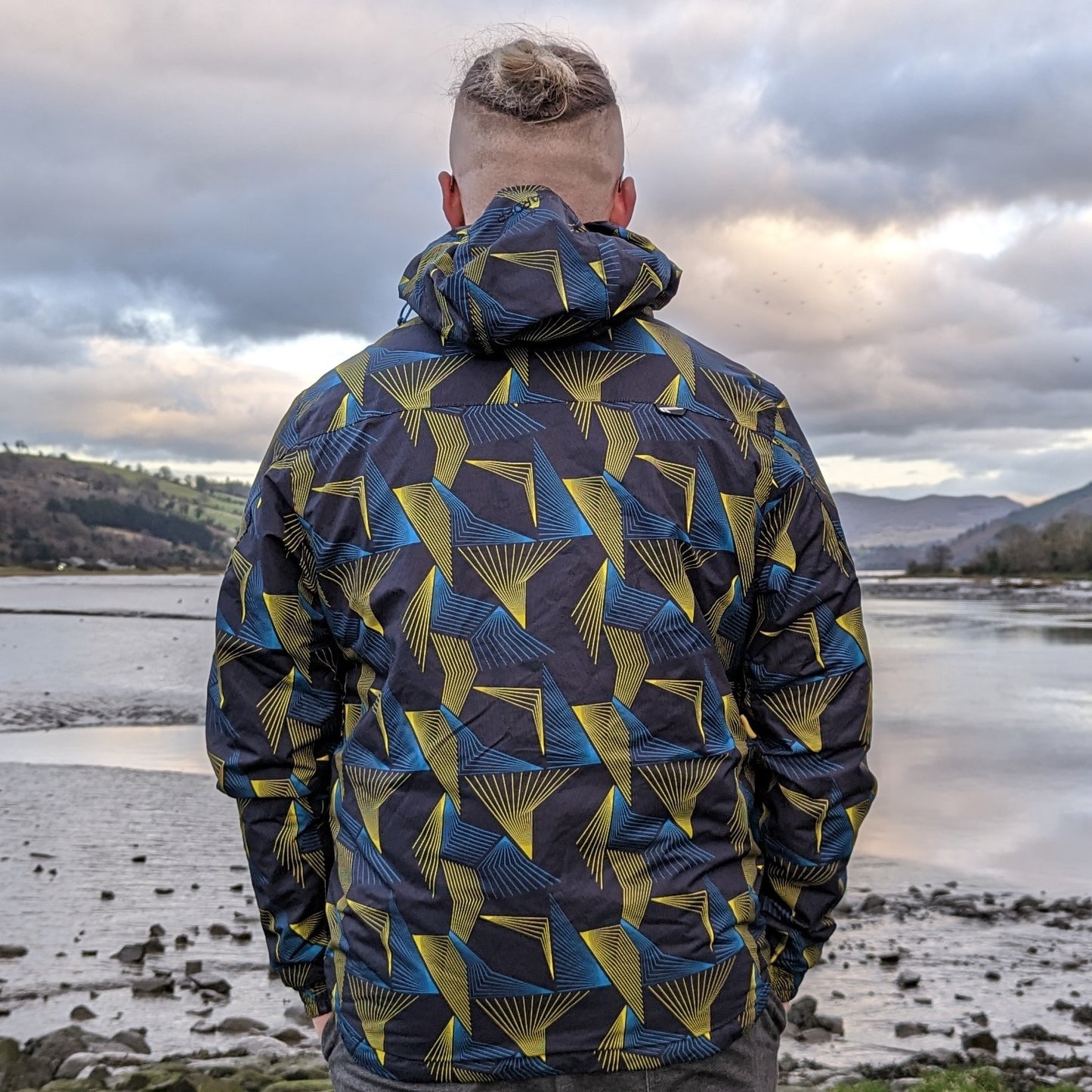 Crivit Multicoloured Sports Windbreaker Jacket Men Size Medium